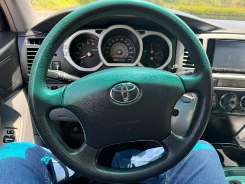 Used 2005 Toyota 4Runner Sport AWD/4WD image 27