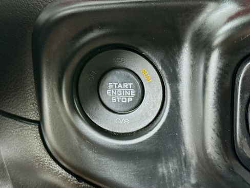 Used 2019 Jeep Wrangler Rubicon image 20