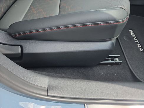New 2026 Nissan Sentra SR w/ SR Premium Package FWD image 38