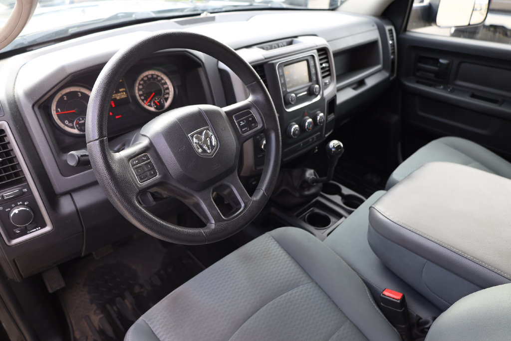 Used 2016 RAM 2500 Tradesman w/ Chrome Appearance Group AWD/4WD image 12