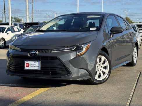 Certified 2024 Toyota Corolla LE image 2