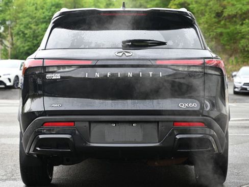 Used 2023 INFINITI QX60 Luxe w/ Performance Audio Package AWD/4WD image 6