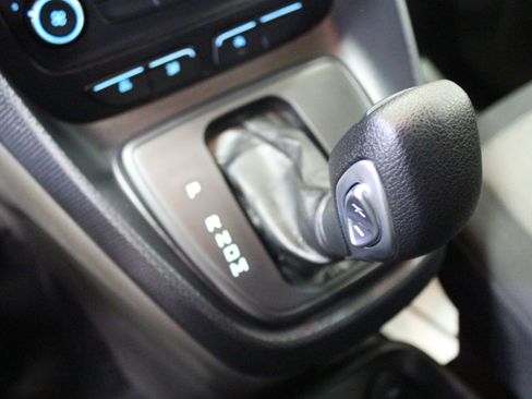 Used 2023 Ford Transit Connect XL image 15