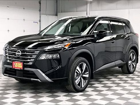 New 2025 Nissan Rogue SL image 3