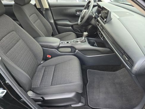 Used 2025 Honda HR-V LX image 16