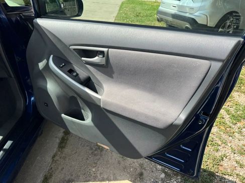 Used 2010 Toyota Prius Four FWD image 23