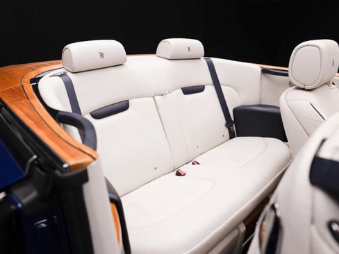 Used 2010 Rolls-Royce Phantom Drophead Coupe image 70