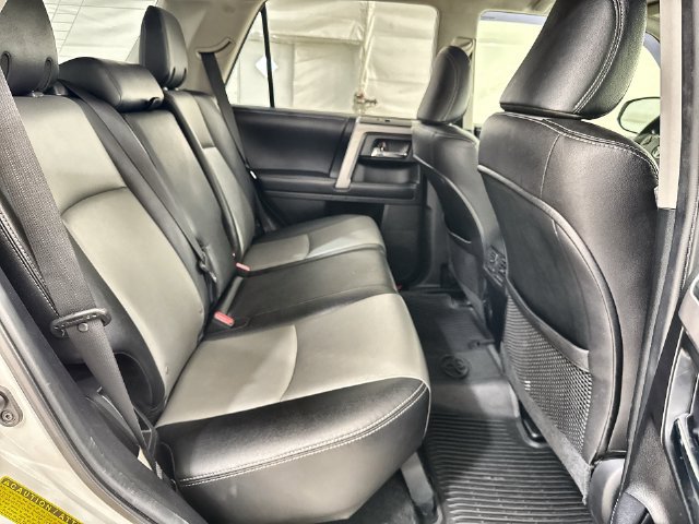 Used 2018 Toyota 4Runner SR5 Premium RWD image 26