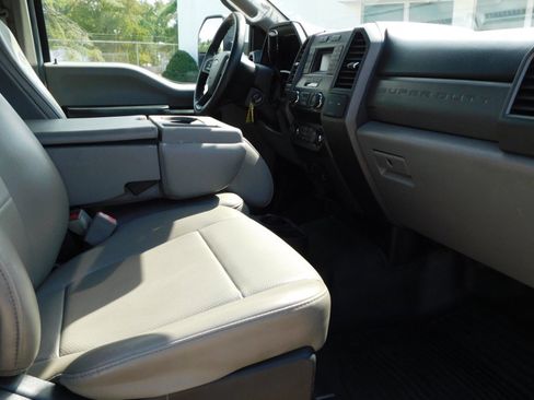 Used 2019 Ford F450 XL image 37