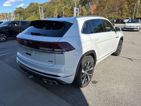New 2026 Volkswagen Atlas Cross Sport SEL Premium R-Line image 7