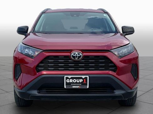 Used 2021 Toyota RAV4 LE FWD image 4