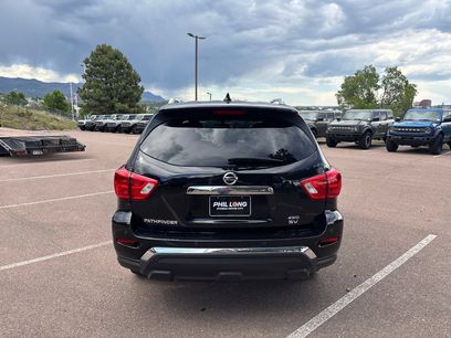 Used 2020 Nissan Pathfinder SV
