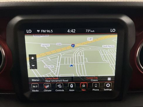 Used 2023 Jeep Gladiator Rubicon w/ Cold Weather Group AWD/4WD image 16