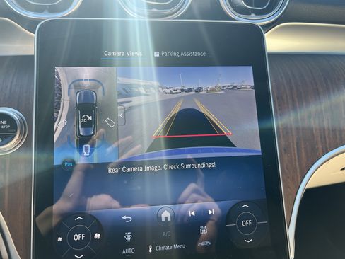 Certified 2025 Mercedes-Benz GLC 300 300 image 25