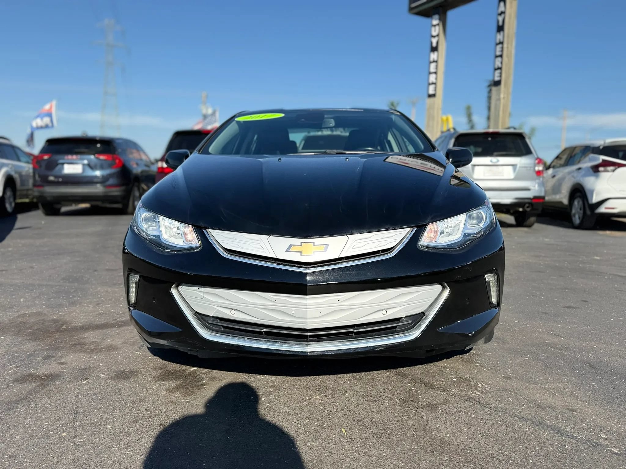 Used 2017 Chevrolet Volt Premier w/ Driver Confidence II Package FWD image 11