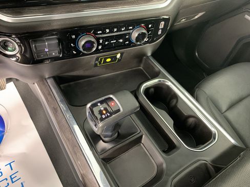 Used 2023 Chevrolet Silverado 1500 LTZ w/ LTZ Convenience Package II AWD/4WD image 24