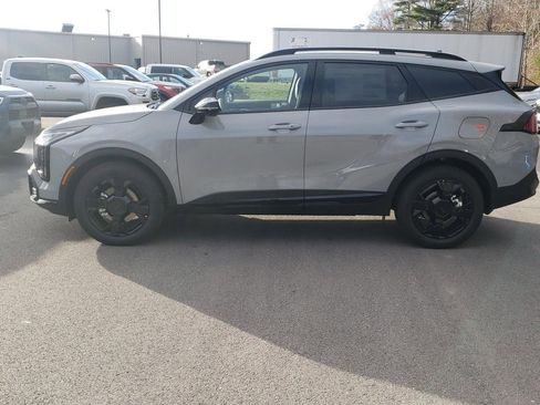 New 2026 Kia Sportage X-Line w/ X-Line Technology Package image 3