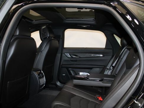 Used 2020 Cadillac CT6 V w/ LPO, Premium Carpet Package image 9