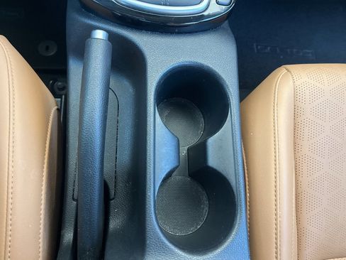 Used 2024 Kia Seltos EX image 21