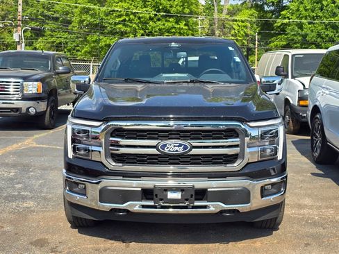Used 2025 Ford F150 Lariat w/ Equipment Group 501A Mid AWD/4WD image 3