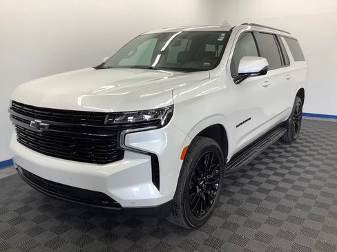 Used 2023 Chevrolet Suburban RST w/ Luxury Package AWD/4WD image 1