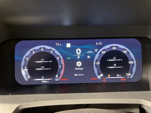 Certified 2025 Toyota Tacoma TRD Off-Road image 18