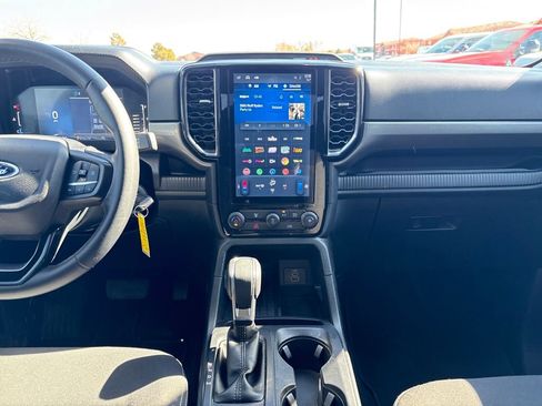 Used 2024 Ford Ranger XLT w/ FX4 Off-Road Package image 17