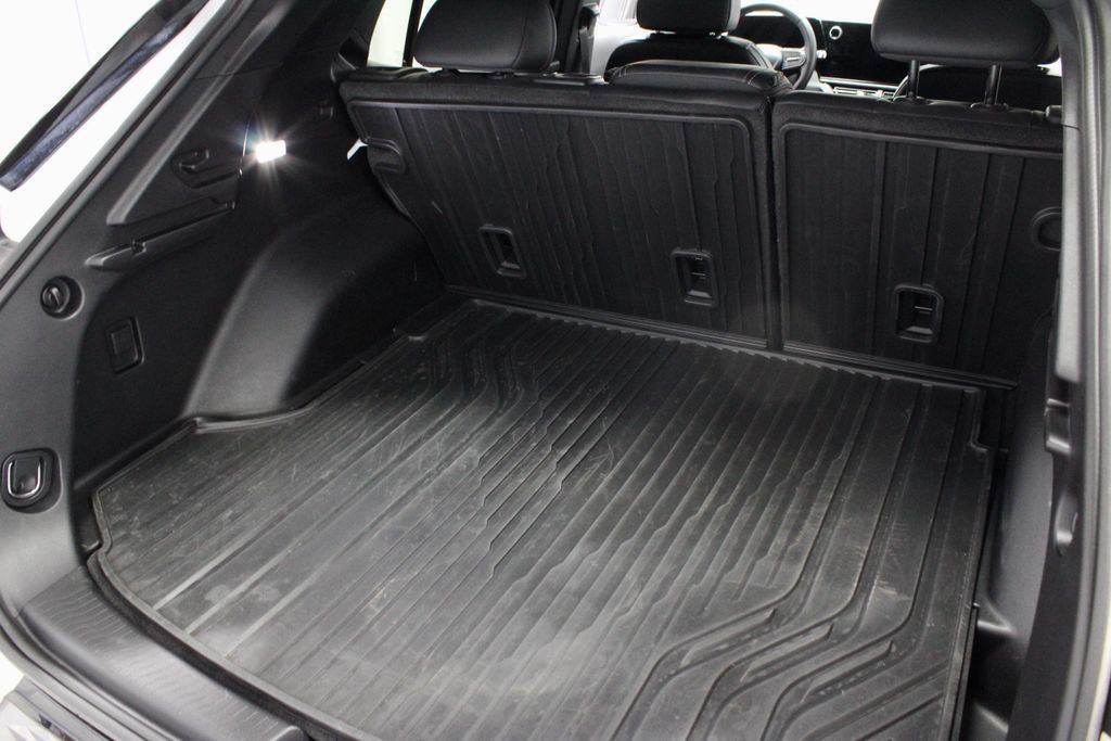 Used 2024 Chevrolet Equinox EV RS FWD image 13