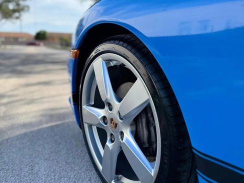 Used 2004 Porsche Boxster RWD image 10