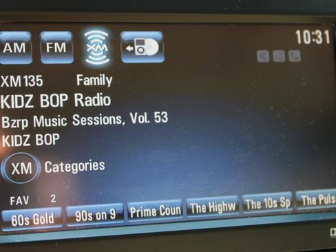 Used 2013 GMC Sierra 3500 Denali image 28