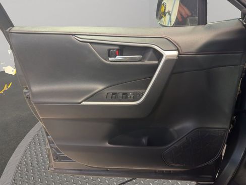 Used 2021 Toyota RAV4 TRD Off-Road image 16