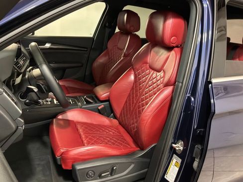 Used 2018 Audi SQ5 Premium Plus w/ Navigation Package image 6