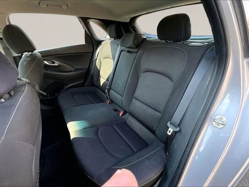 Used 2019 Hyundai Elantra GT image 21