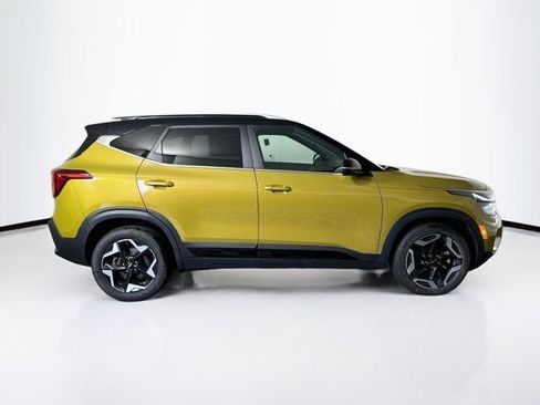 Used 2024 Kia Seltos SX AWD/4WD image 4