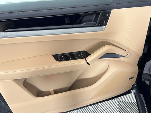 New 2026 Porsche Cayenne AWD/4WD image 15