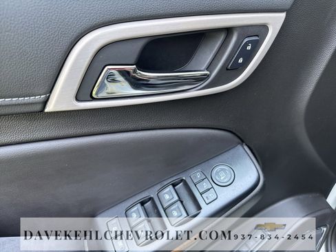 Used 2019 GMC Yukon Denali w/ Denali Ultimate Package image 10