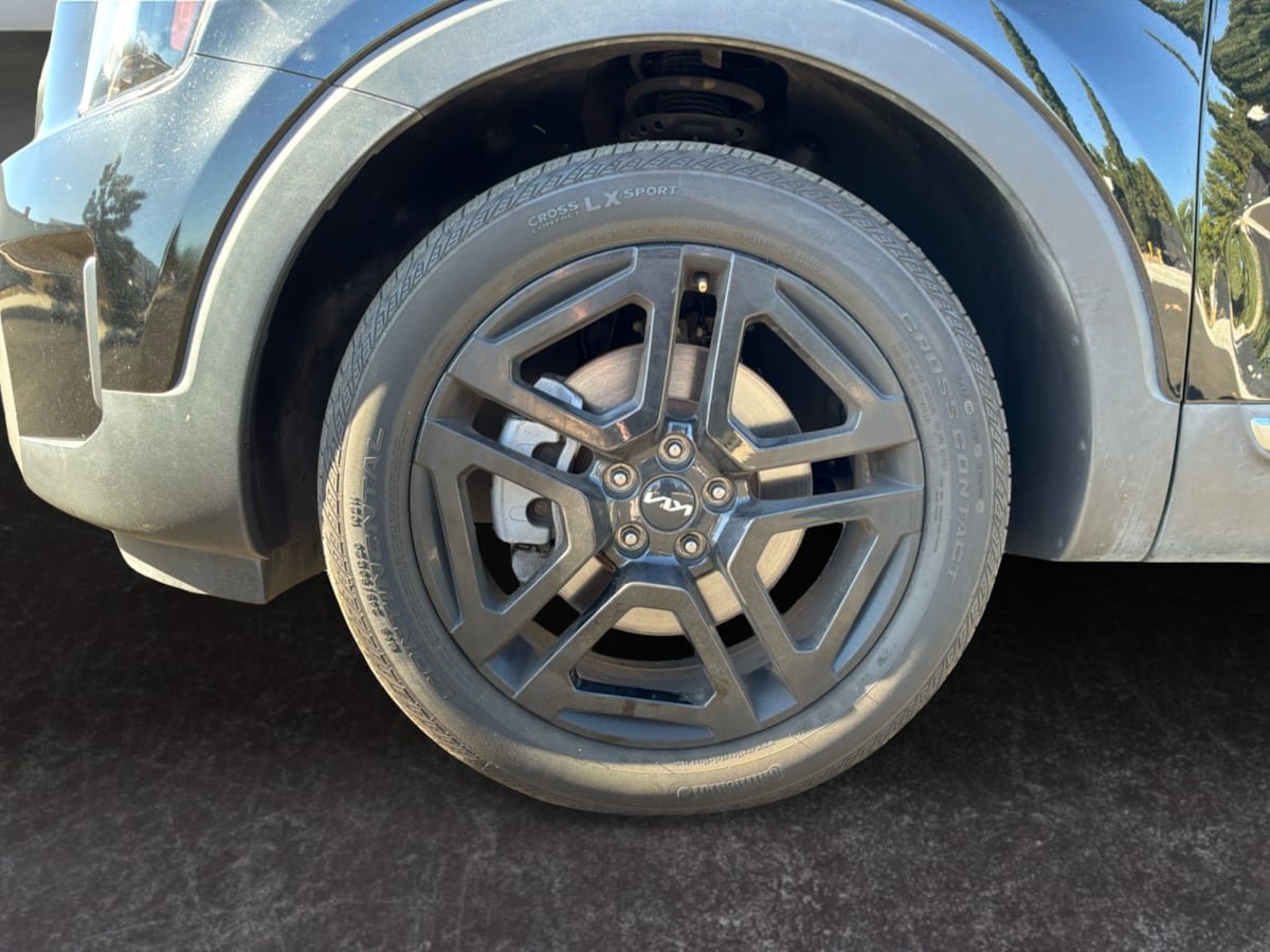 Used 2023 Kia Telluride SX Prestige X-Line AWD/4WD image 9