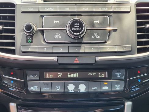 Used 2017 Honda Accord LX image 13