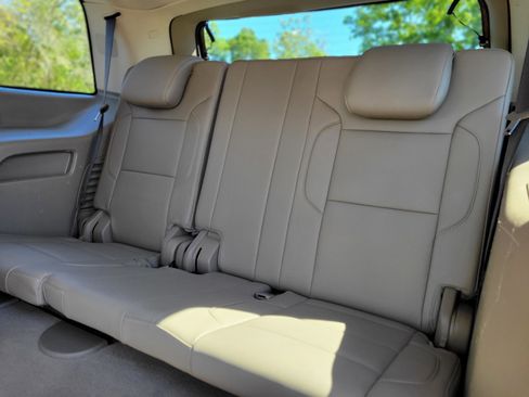 Certified 2020 Chevrolet Tahoe LT w/ RST Edition image 39