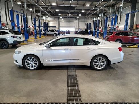 Used 2014 Chevrolet Impala LTZ FWD image 4