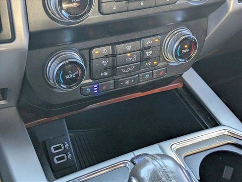 Used 2019 Ford F150 King Ranch image 15