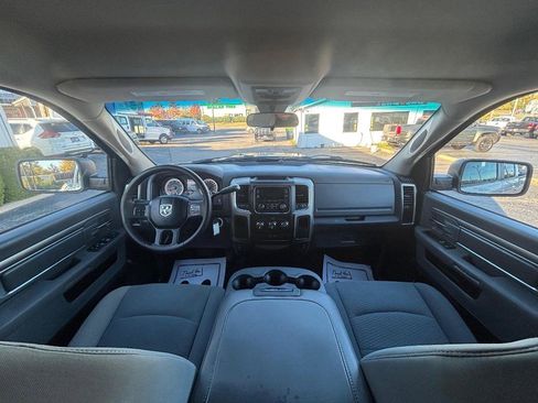 Used 2013 RAM 1500 Classic SLT image 19