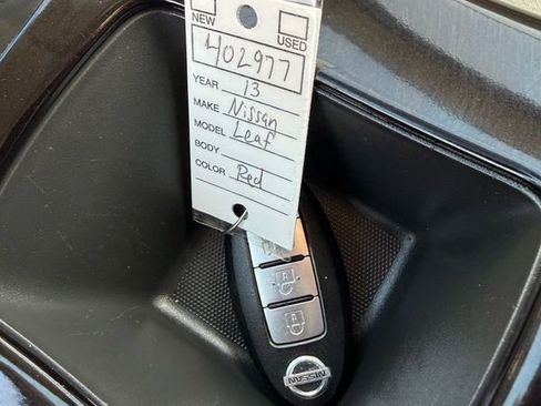 Used 2013 Nissan Leaf SV w/ LED & Quick Charge Pkg image 36