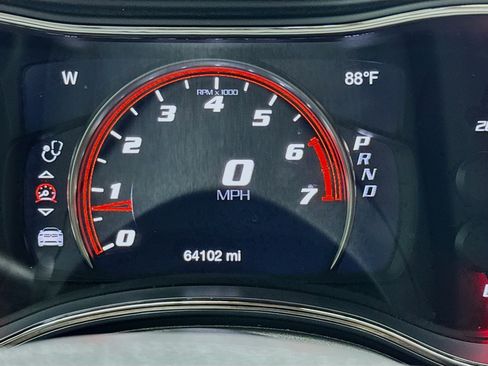 Used 2018 Dodge Durango SRT w/ Technology Group AWD/4WD image 8