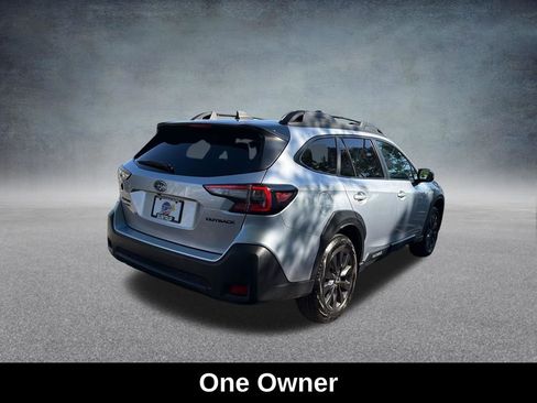 Used 2025 Subaru Outback Onyx Edition AWD/4WD image 6
