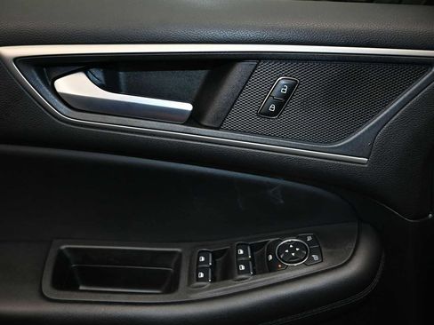 Used 2023 Ford Edge SEL AWD/4WD image 19