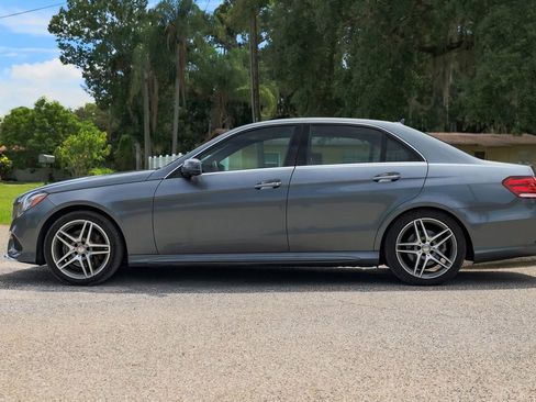 Used 2016 Mercedes-Benz E 350 E 350 4MATIC Sedan 4D image 2