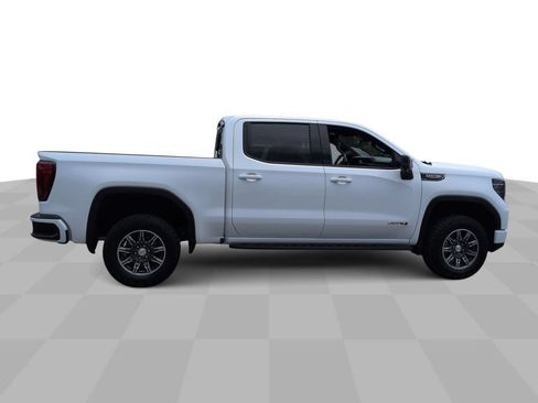 Used 2024 GMC Sierra 1500 AT4 w/ Technology Package AWD/4WD image 10