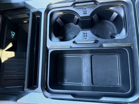 Used 2025 Ford F250 Lariat w/ Chrome Package image 19