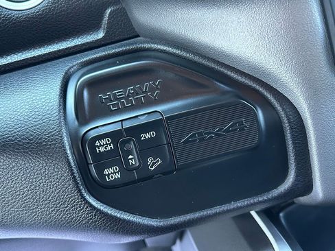 Used 2024 RAM 2500 Big Horn w/ Off Road Package image 32